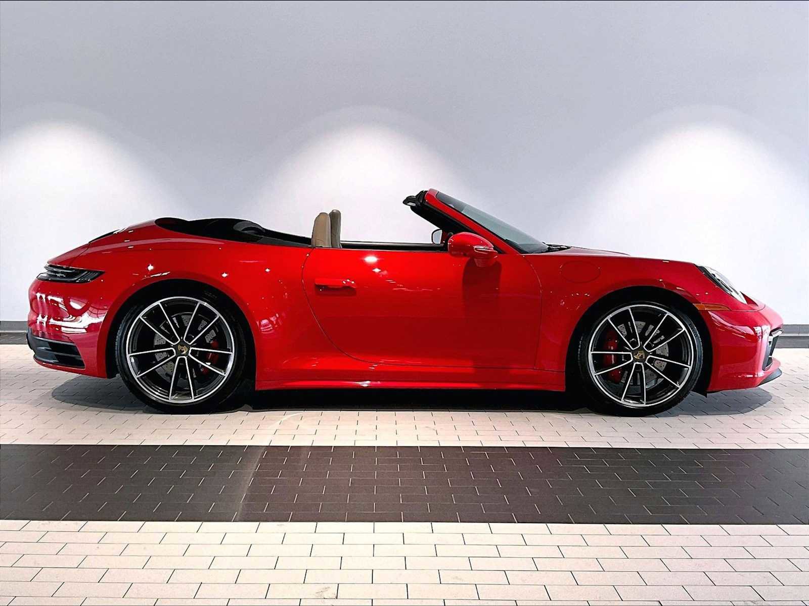 Used 2020 Porsche 911 Carrera S image 11