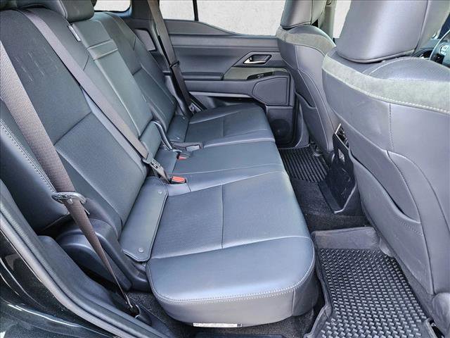 Used 2025 Lexus GX 550 w/ Accessory Package (CT) image 20