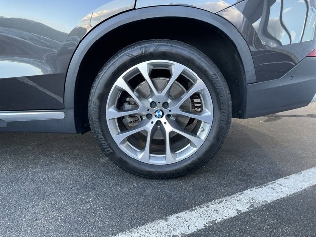 Used 2019 BMW X5 xDrive40i w/ Premium Package 2 image 35