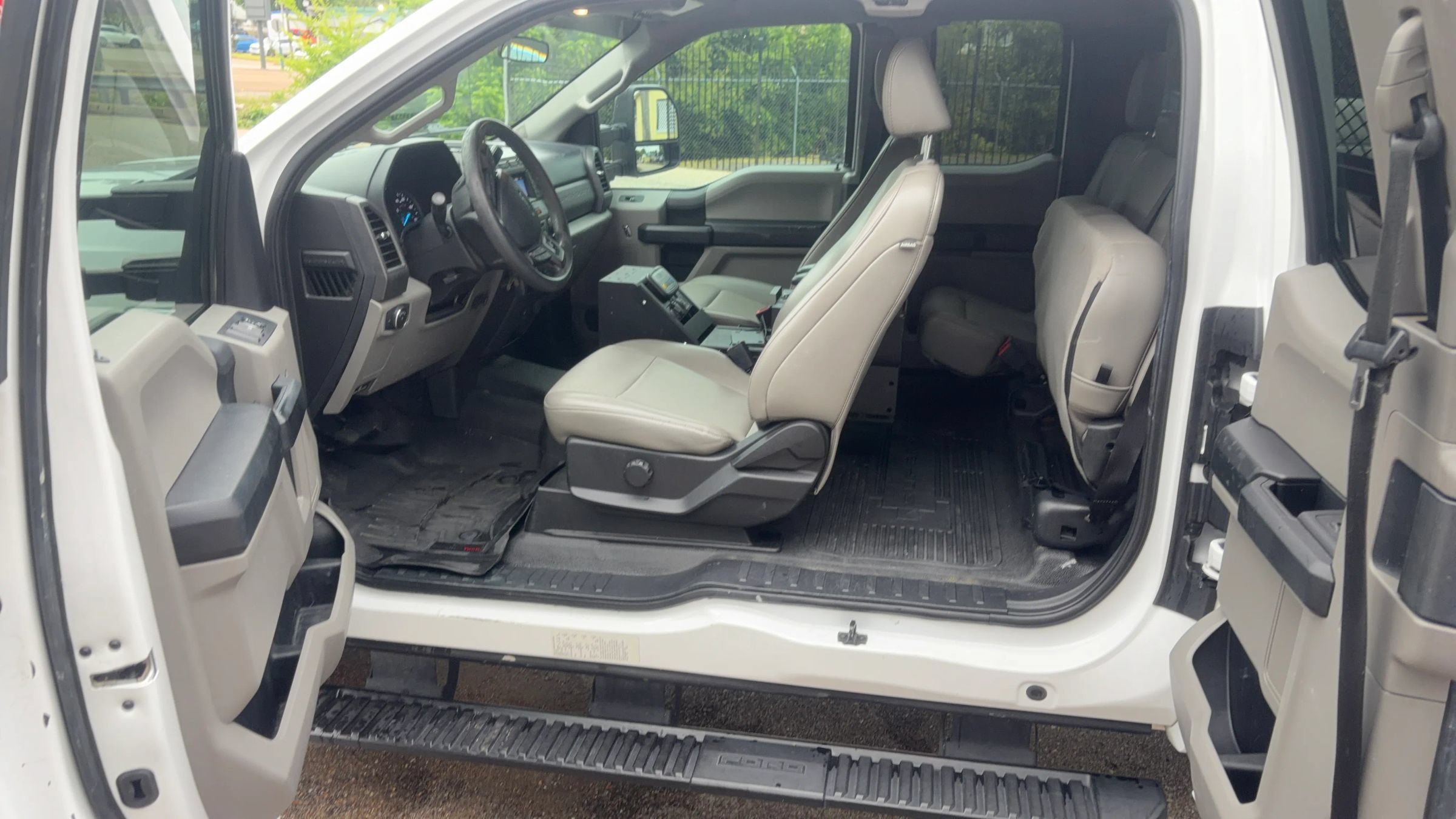 Used 2021 Ford F250 XL w/ Power Equipment Group RWD image 11