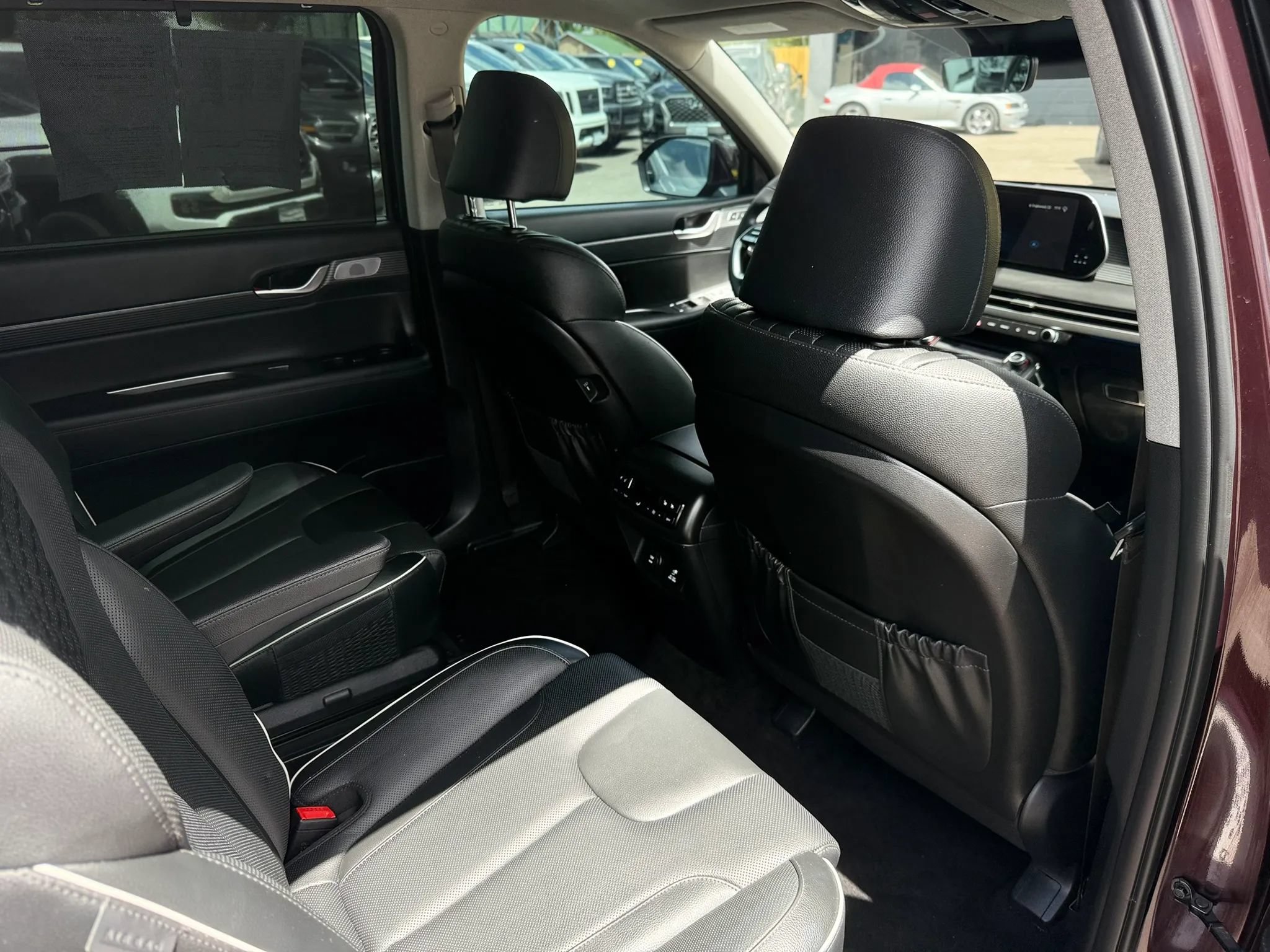 Used 2024 Hyundai Palisade Limited AWD/4WD image 20