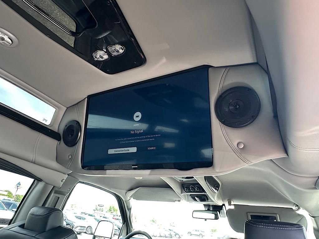 New 2025 Chevrolet Express 2500 w/ Driver Convenience Package image 20