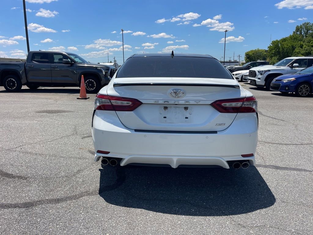 Used 2018 Toyota Camry XSE w/ Driver Assist Package FWD image 4