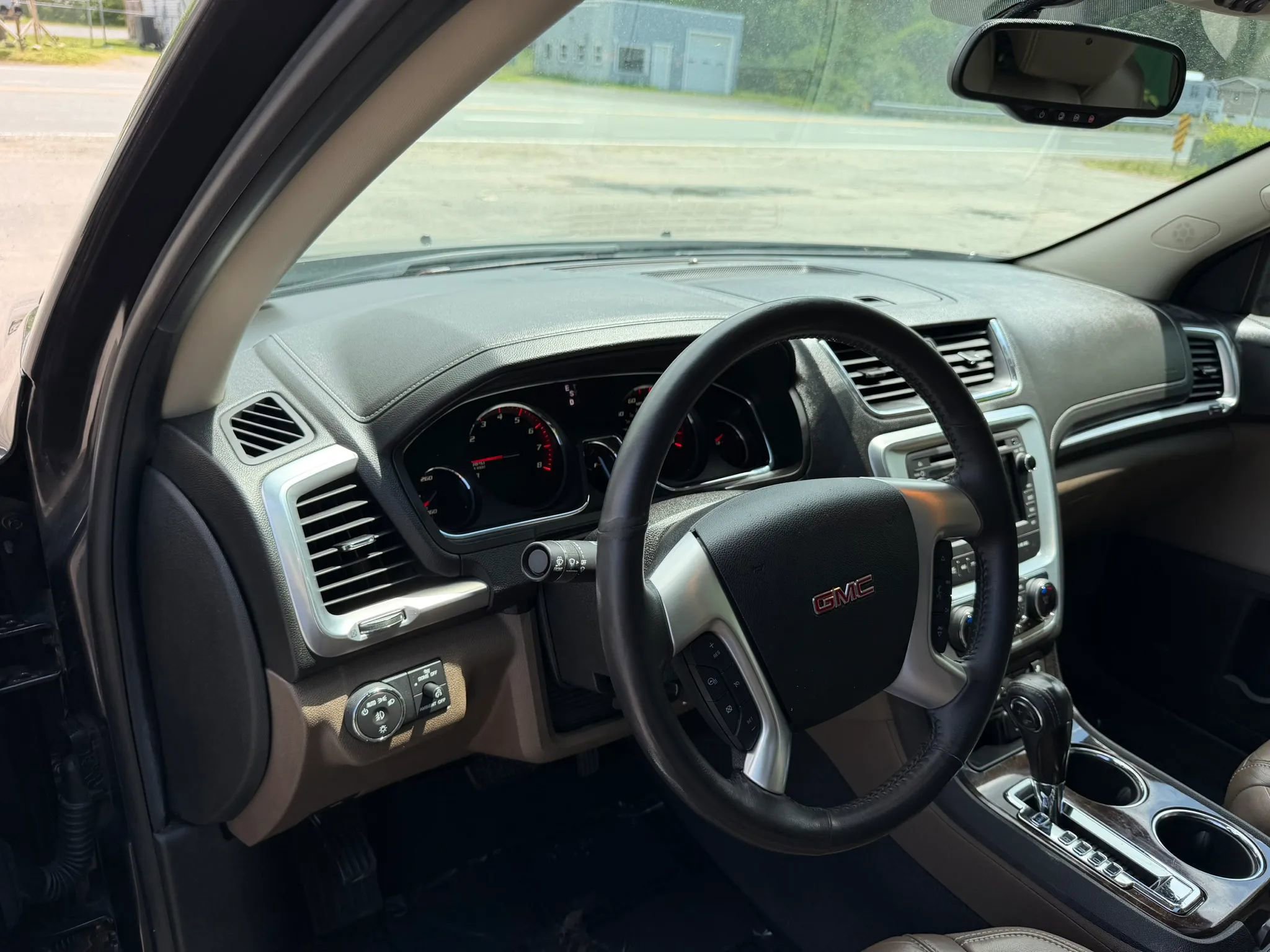 Used 2015 GMC Acadia SLT AWD/4WD image 30
