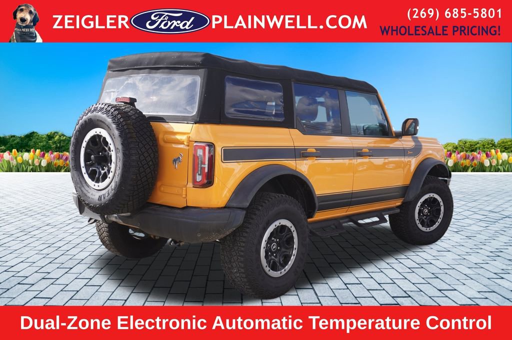 Used 2022 Ford Bronco Badlands image 5