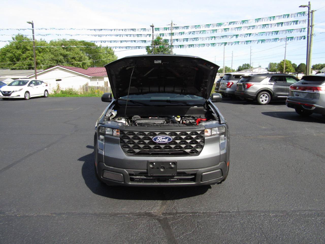 Used 2025 Ford Maverick XL w/ Equipment Group 102A AWD/4WD image 24
