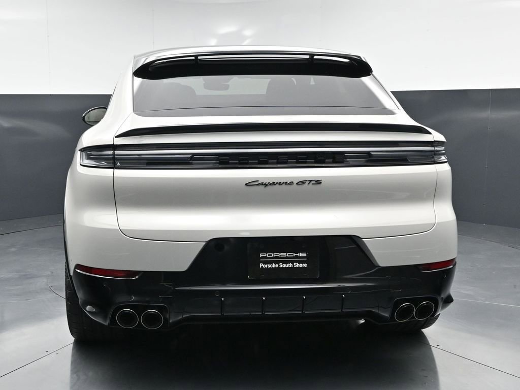New 2026 Porsche Cayenne GTS image 7