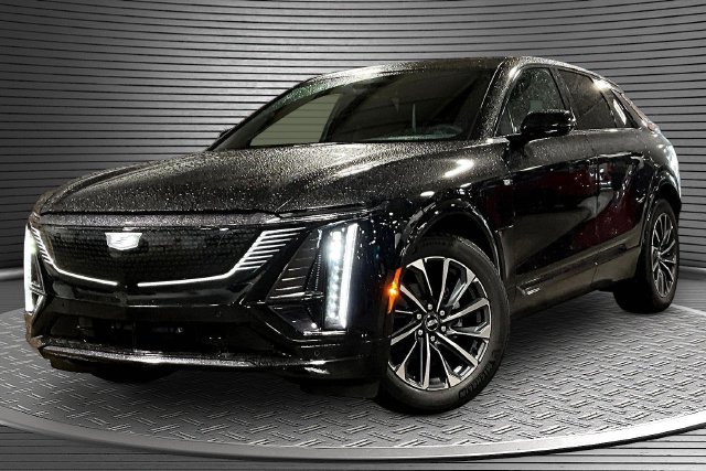 New 2027 Cadillac Lyriq Sport w/ LPO, Floor Liner Package AWD/4WD image 1