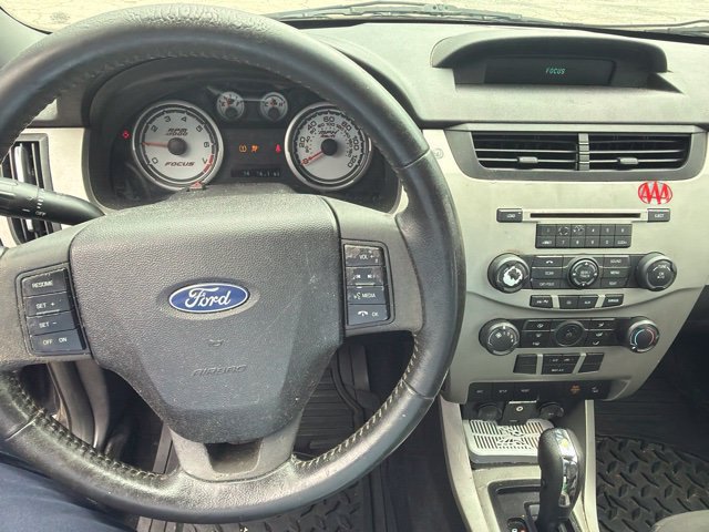 Used 2008 Ford Focus SE FWD image 11