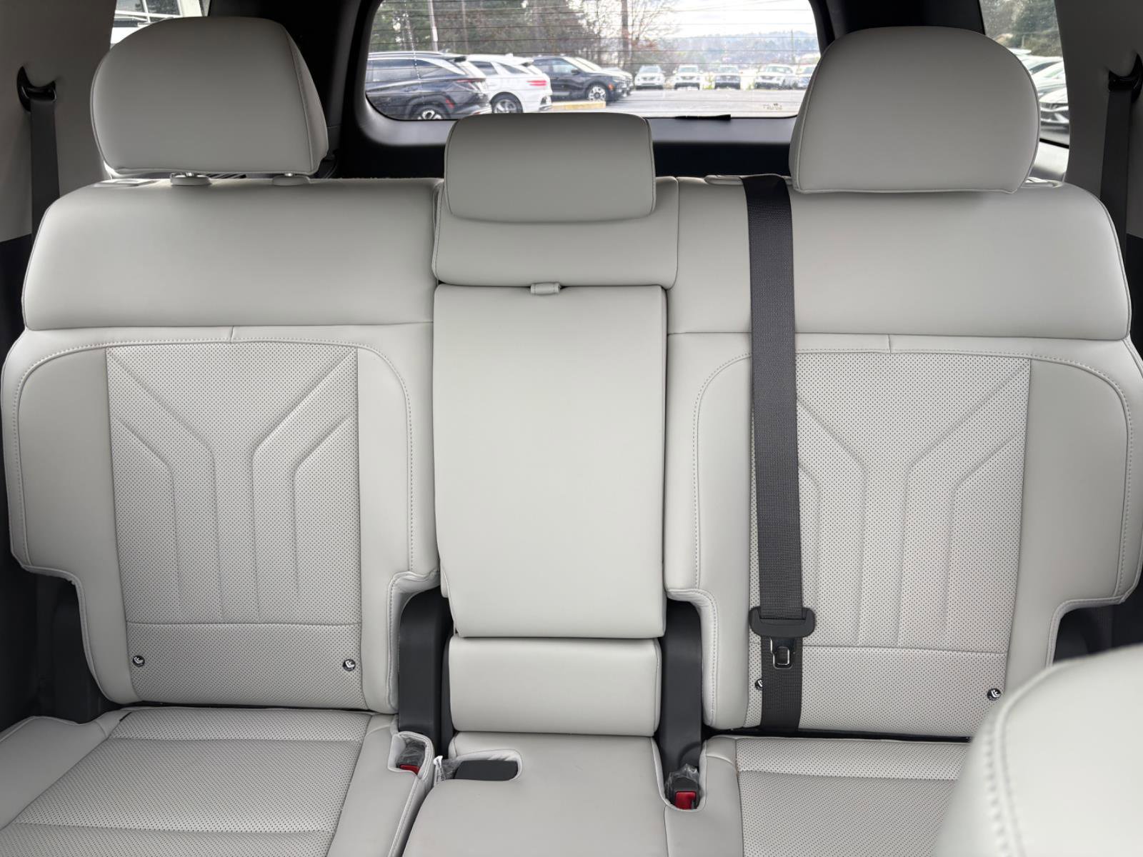 Used 2025 Hyundai Santa Fe SEL image 19