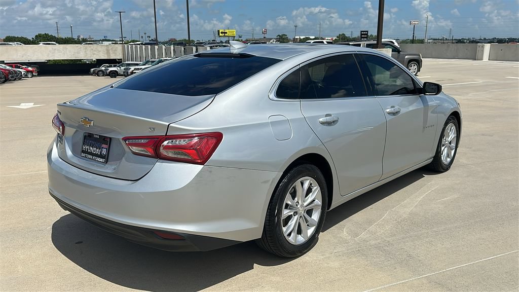 Used 2021 Chevrolet Malibu LT FWD image 13