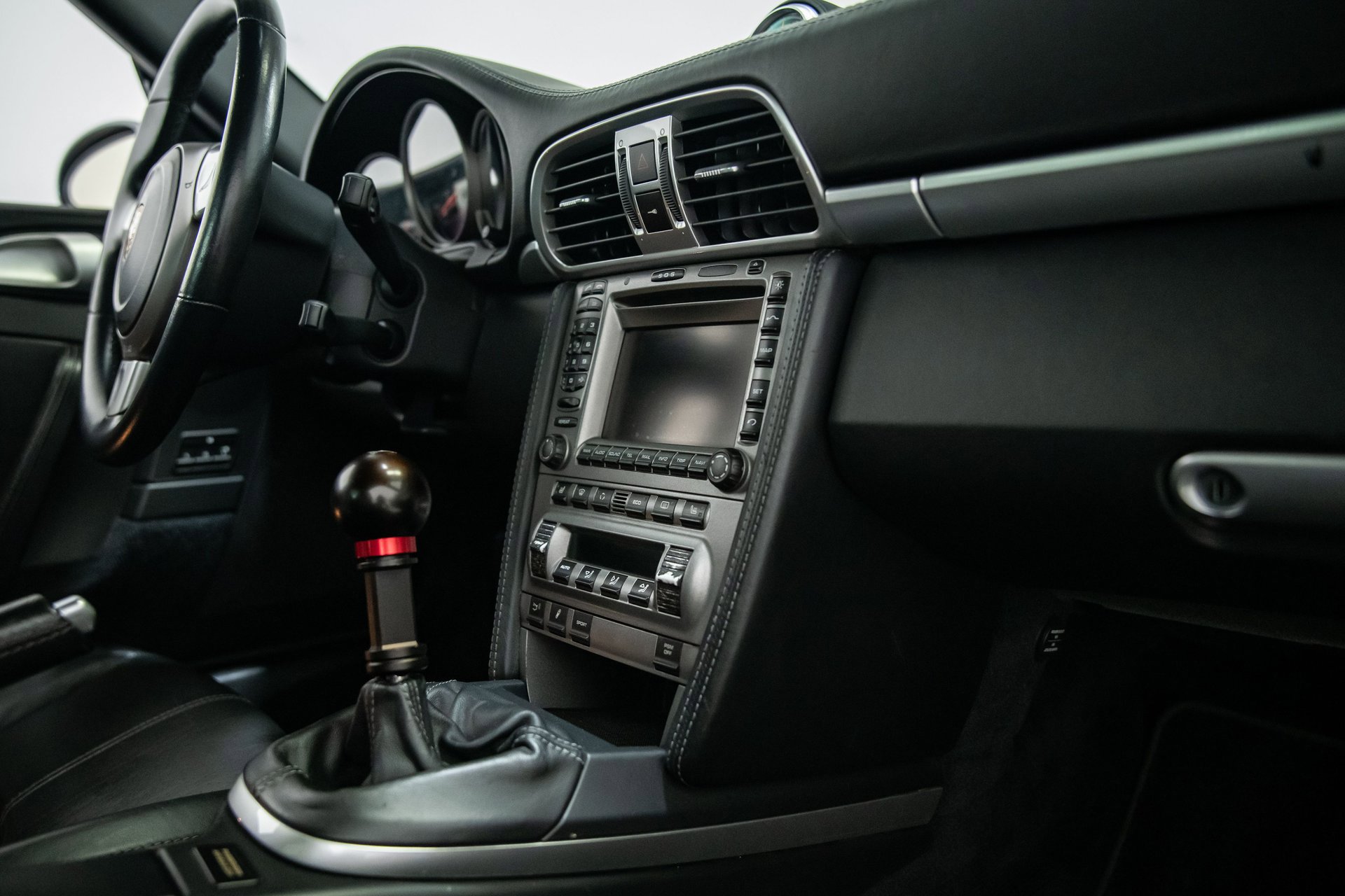 Used 2006 Porsche 911 Carrera S RWD image 29
