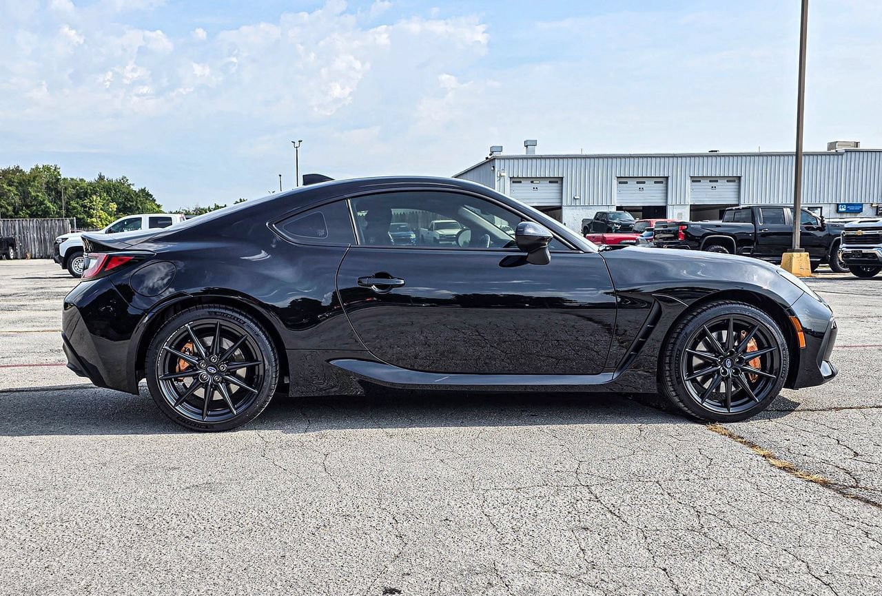 Used 2025 Subaru BRZ tS RWD image 8