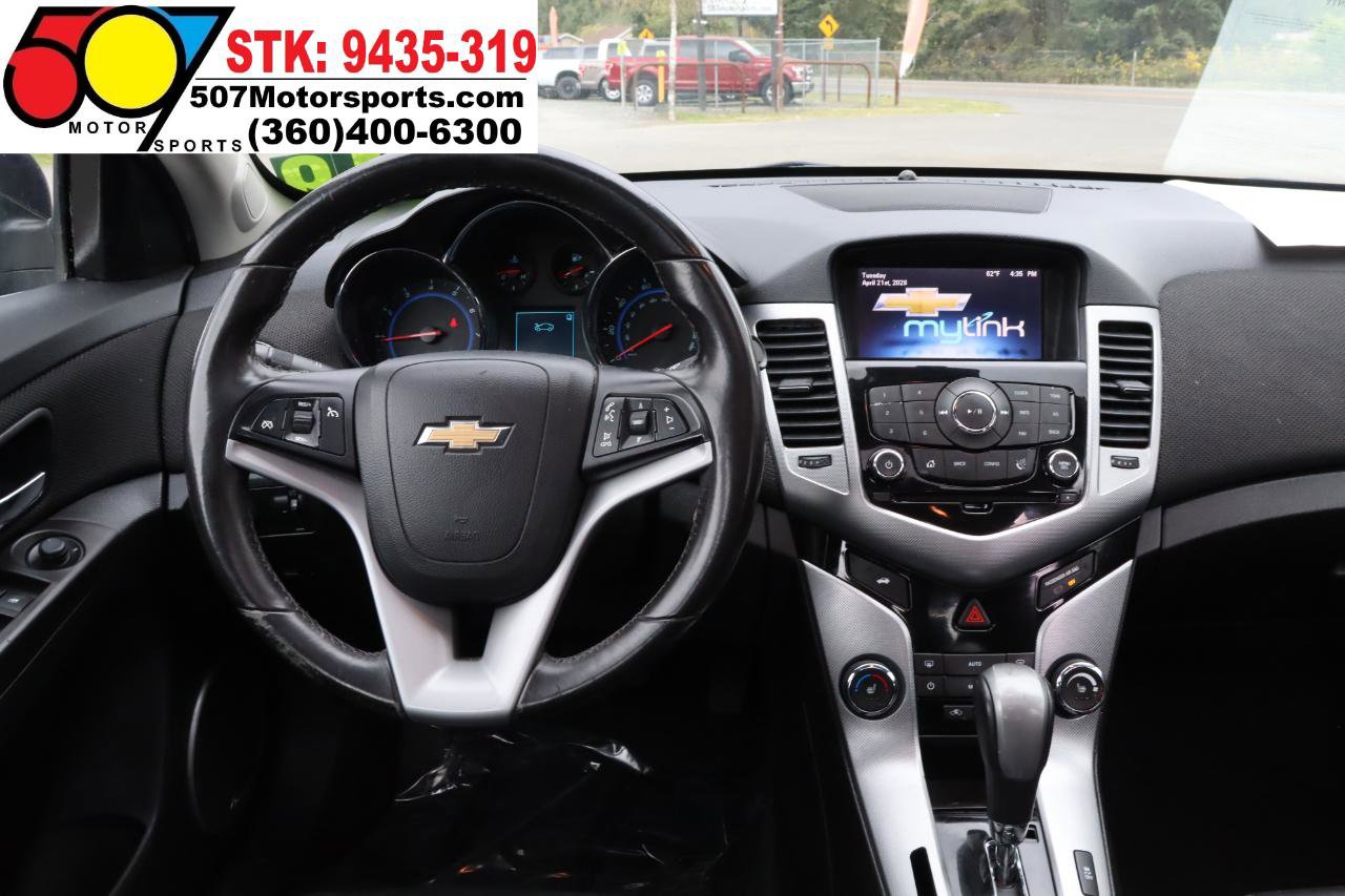 Used 2015 Chevrolet Cruze LTZ w/ Sun, Sound and Sport Package FWD image 16