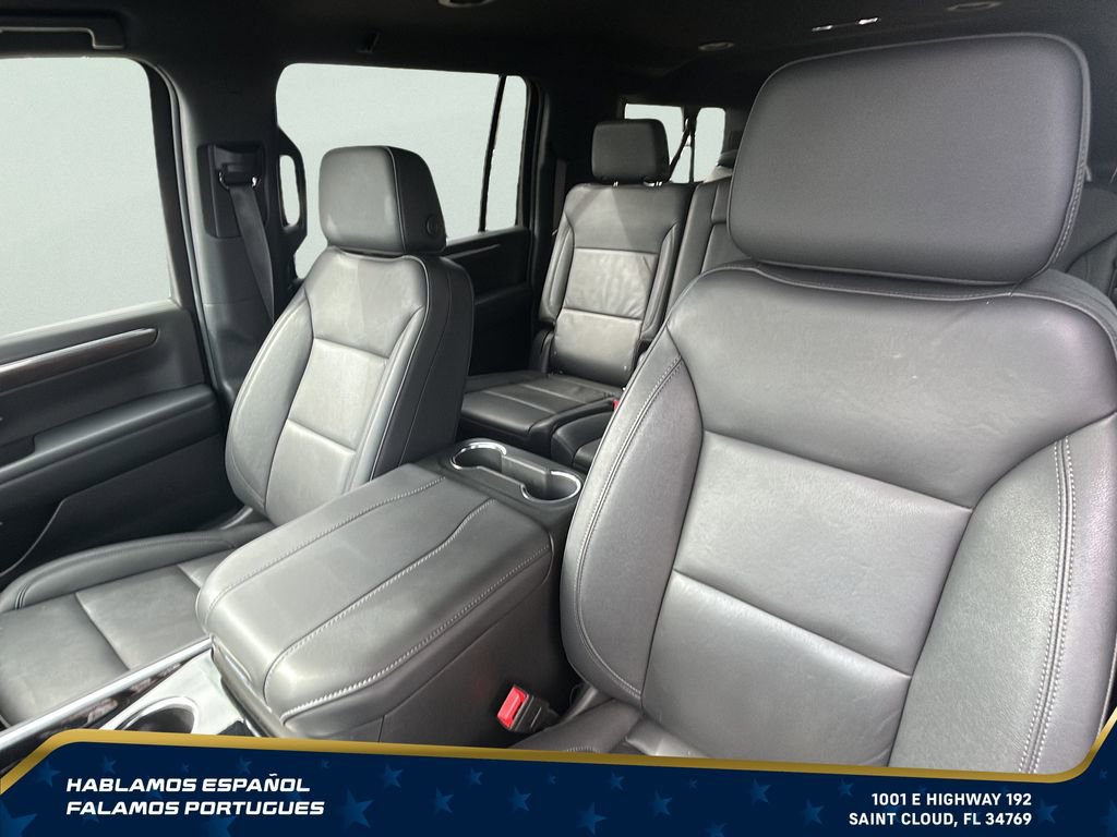Used 2025 Chevrolet Suburban Z71 AWD/4WD image 24