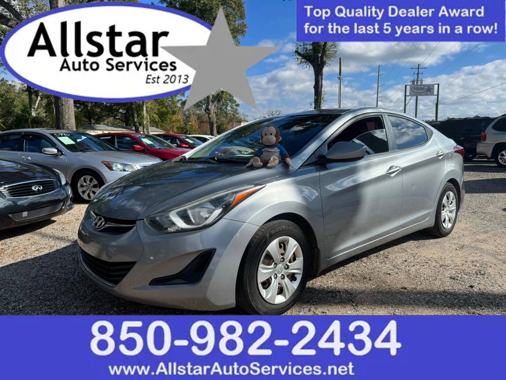 Used 2016 Hyundai Elantra SE image 1
