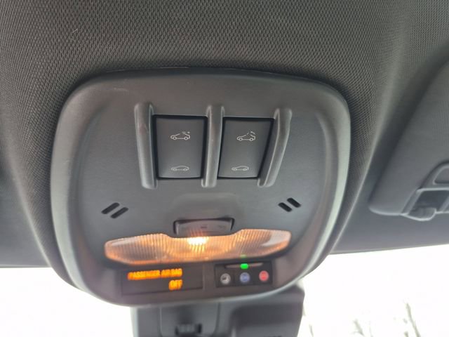 Used 2024 Chevrolet Trax RS w/ Sunroof Package image 26