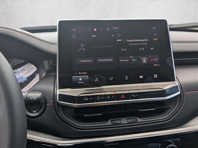 Used 2025 Jeep Compass Trailhawk image 12