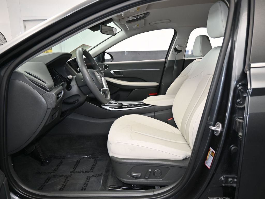 Used 2023 Hyundai Sonata SEL image 11