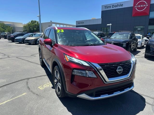 Used 2023 Nissan Rogue Platinum AWD/4WD image 3
