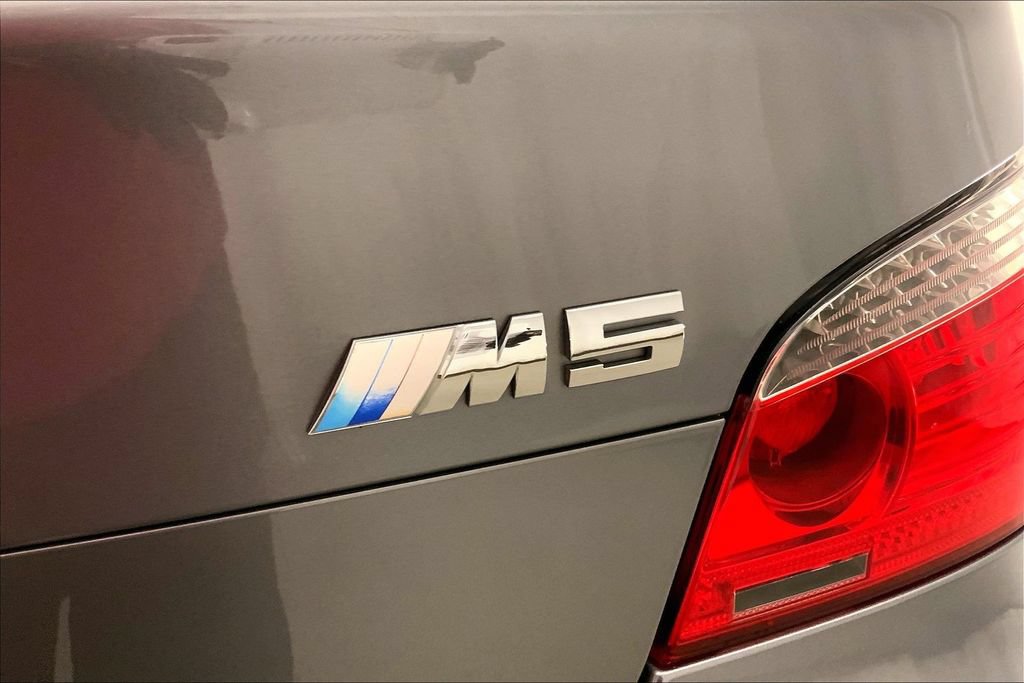 Used 2008 BMW M5 RWD image 30