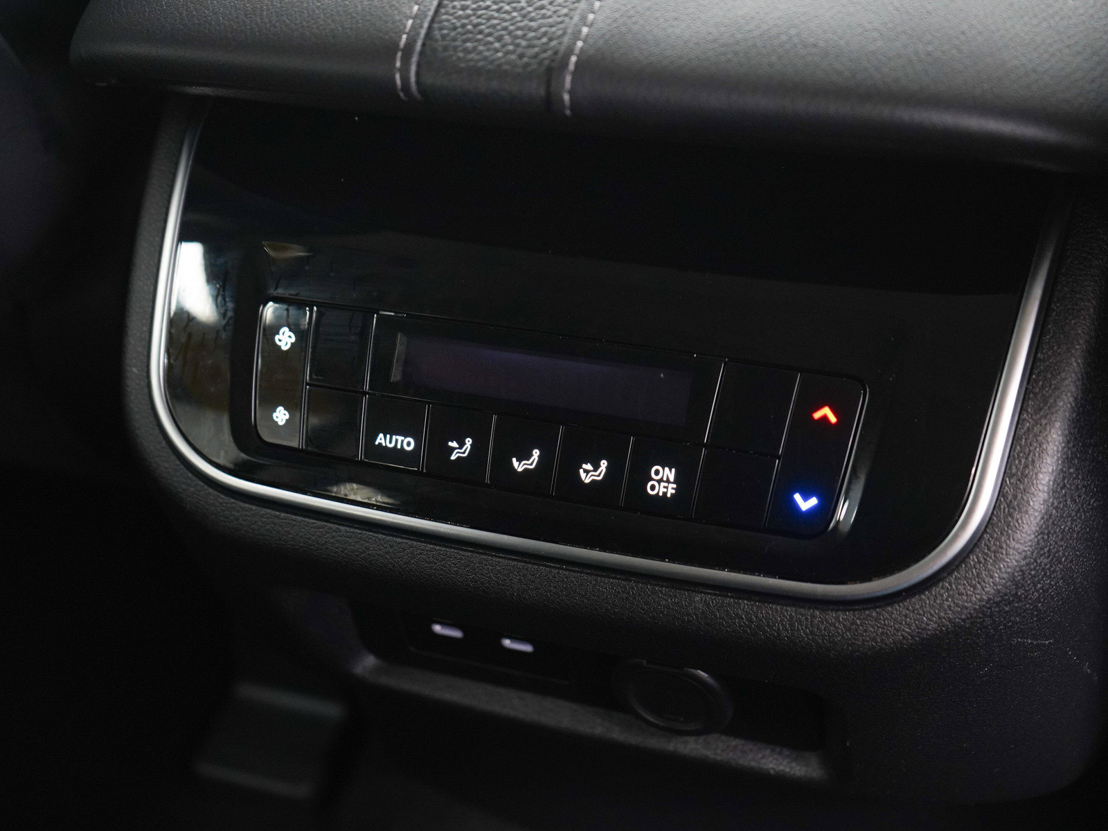 Certified 2025 Nissan Armada SV AWD/4WD image 17