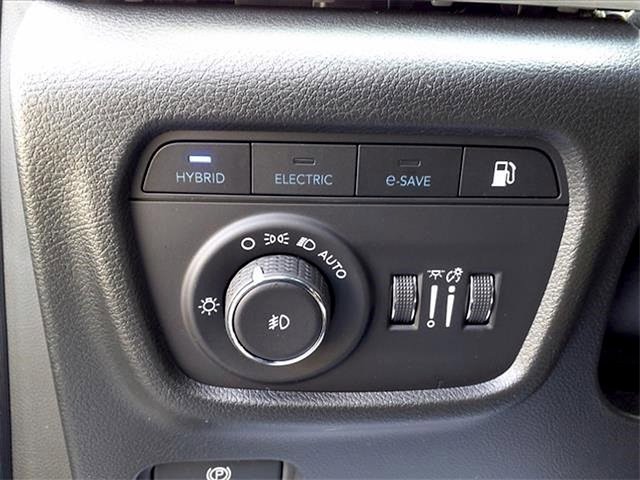 New 2024 Jeep Grand Cherokee Limited 4xe w/ Luxury Tech Group II image 12