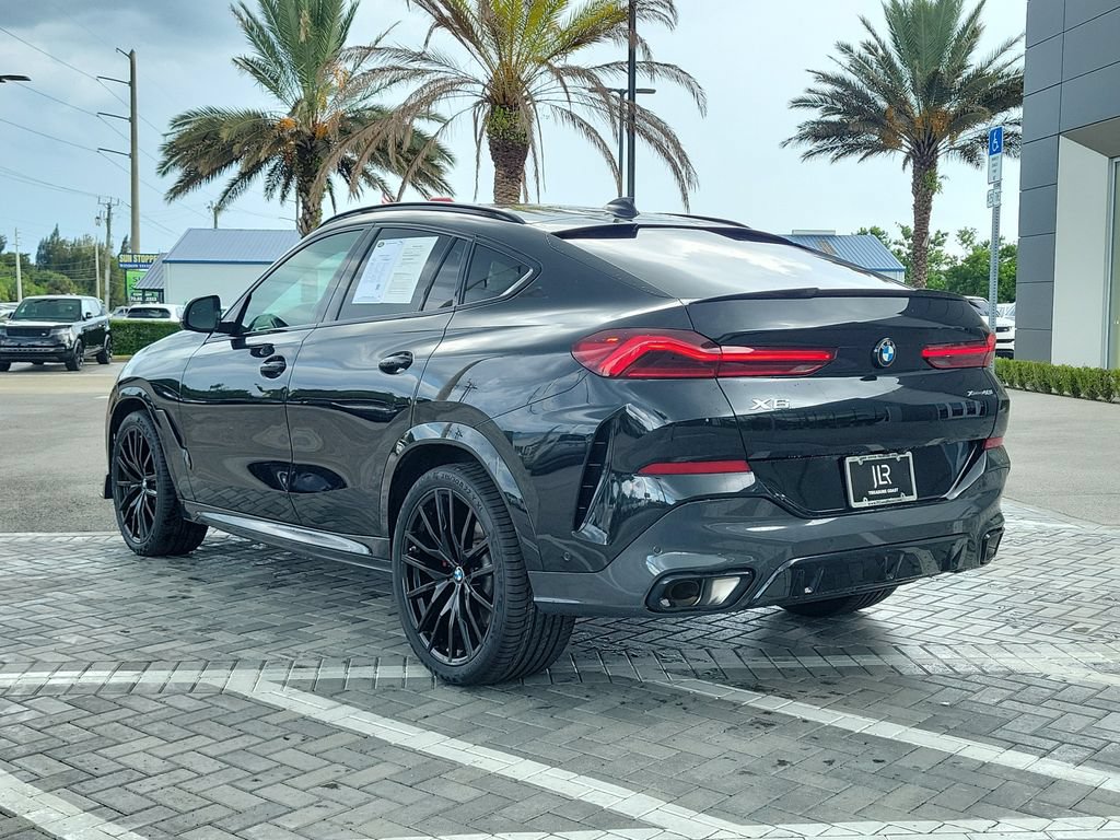 Used 2021 BMW X6 xDrive40i AWD/4WD image 3