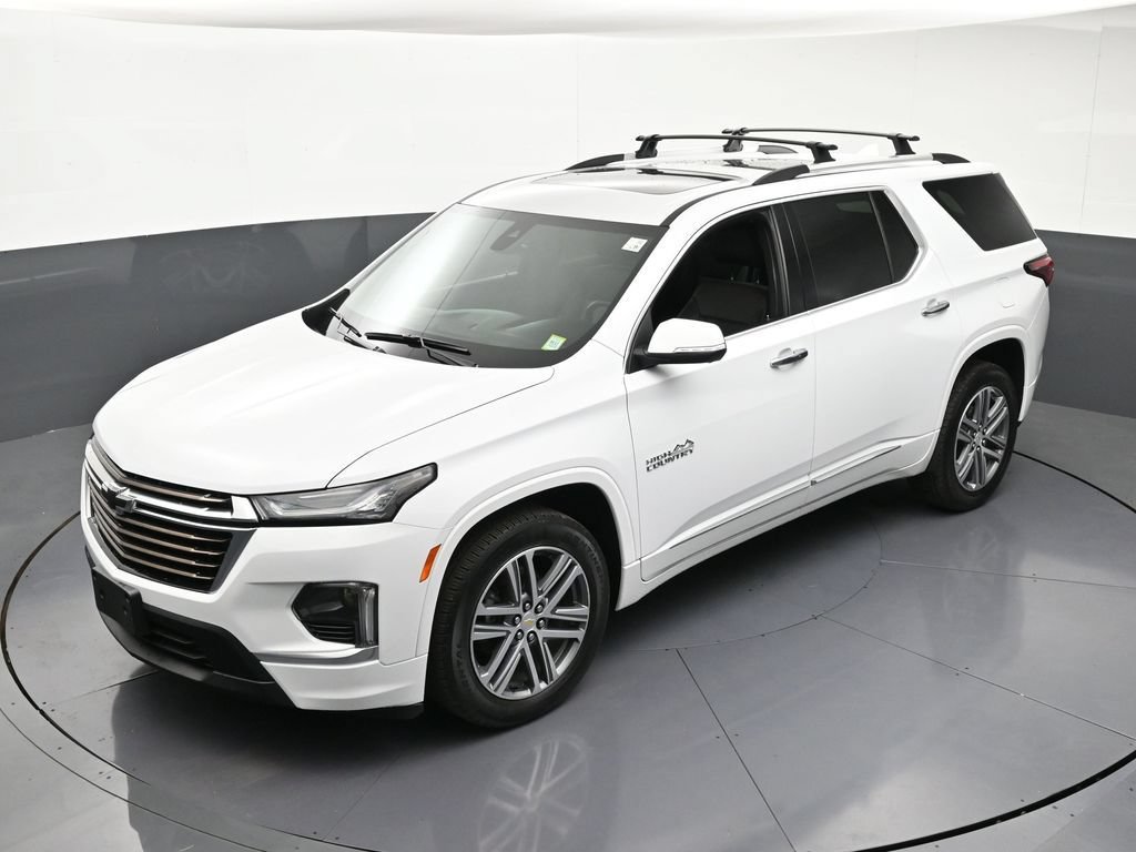Used 2023 Chevrolet Traverse High Country w/ LPO, Floor Liner Package AWD/4WD image 16
