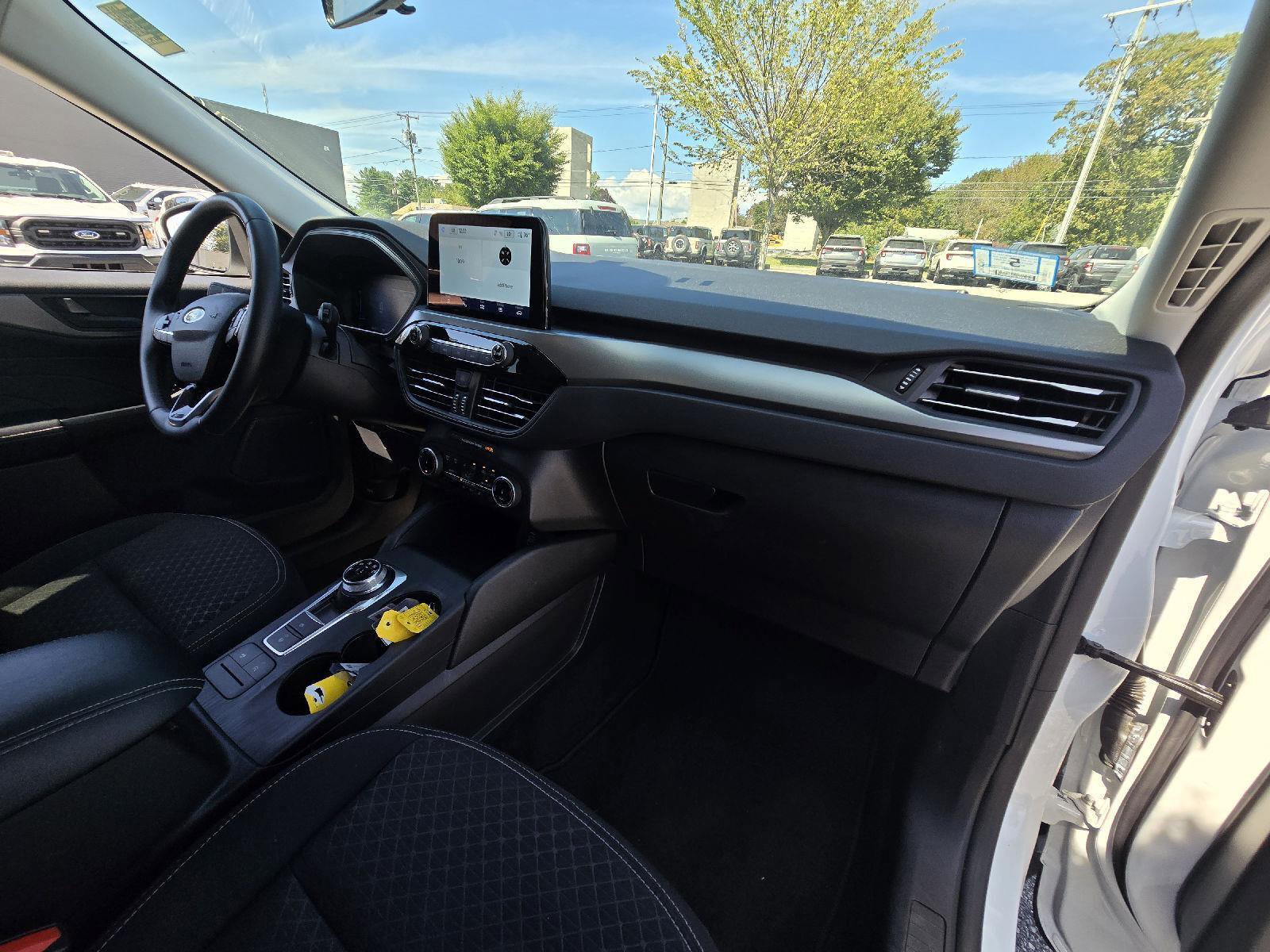 Used 2024 Ford Escape Active image 14