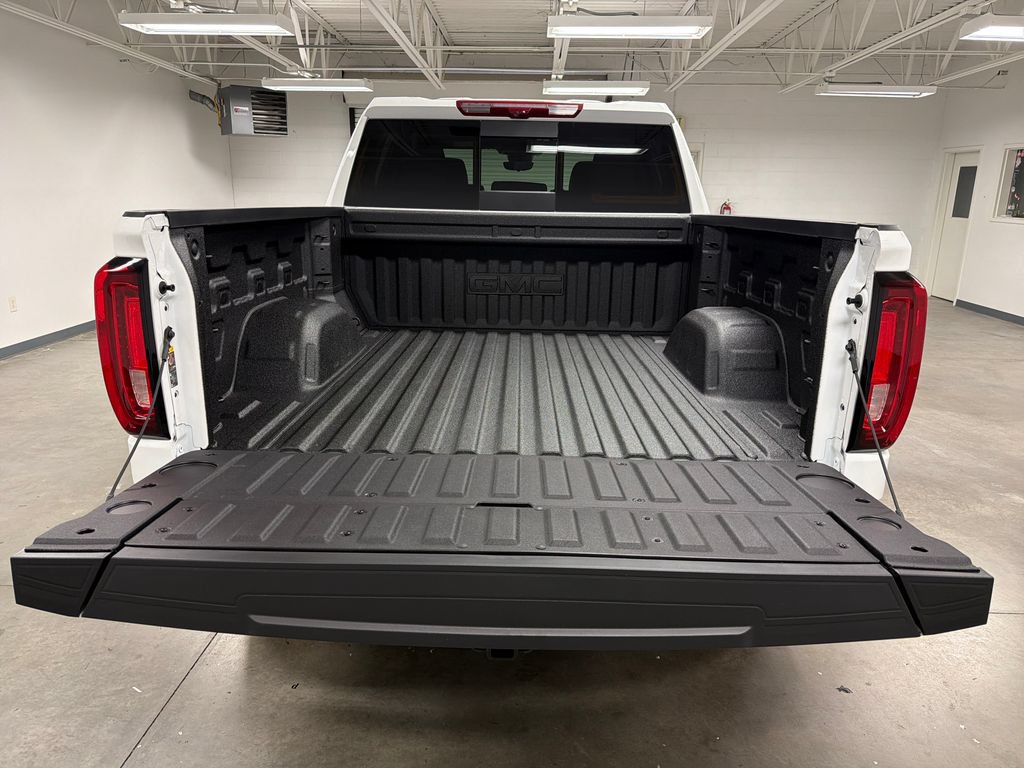 New 2026 GMC Sierra 1500 AT4 w/ AT4 Premium Package AWD/4WD image 18