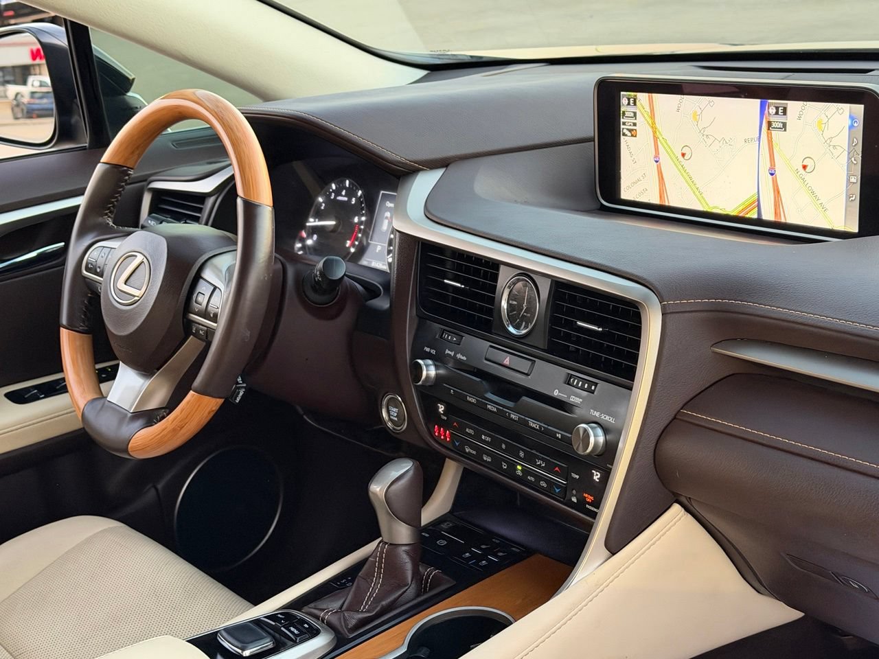 Used 2017 Lexus RX 350 FWD w/ Premium Package image 38