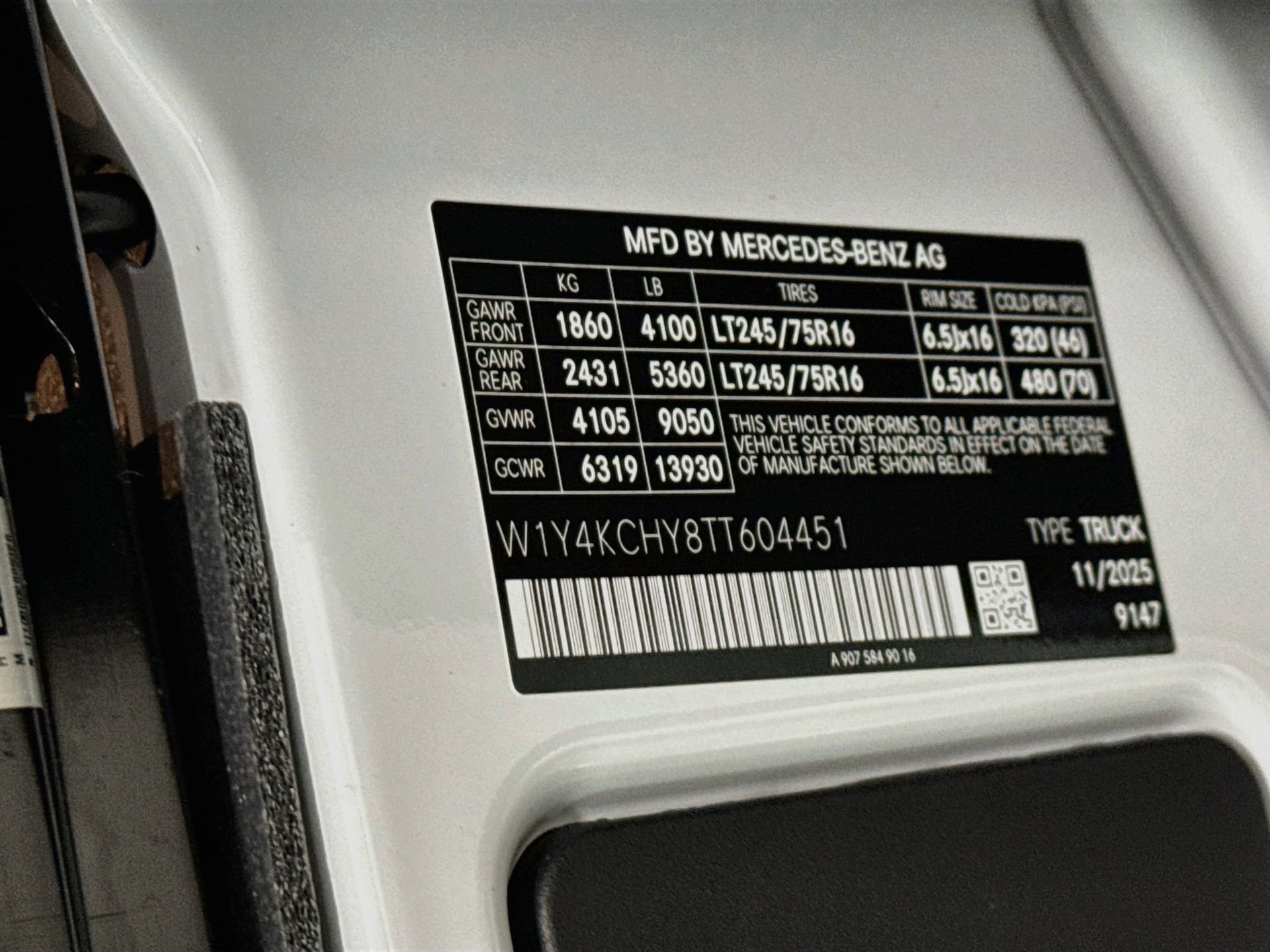 Used 2026 Mercedes-Benz Sprinter 2500 image 30