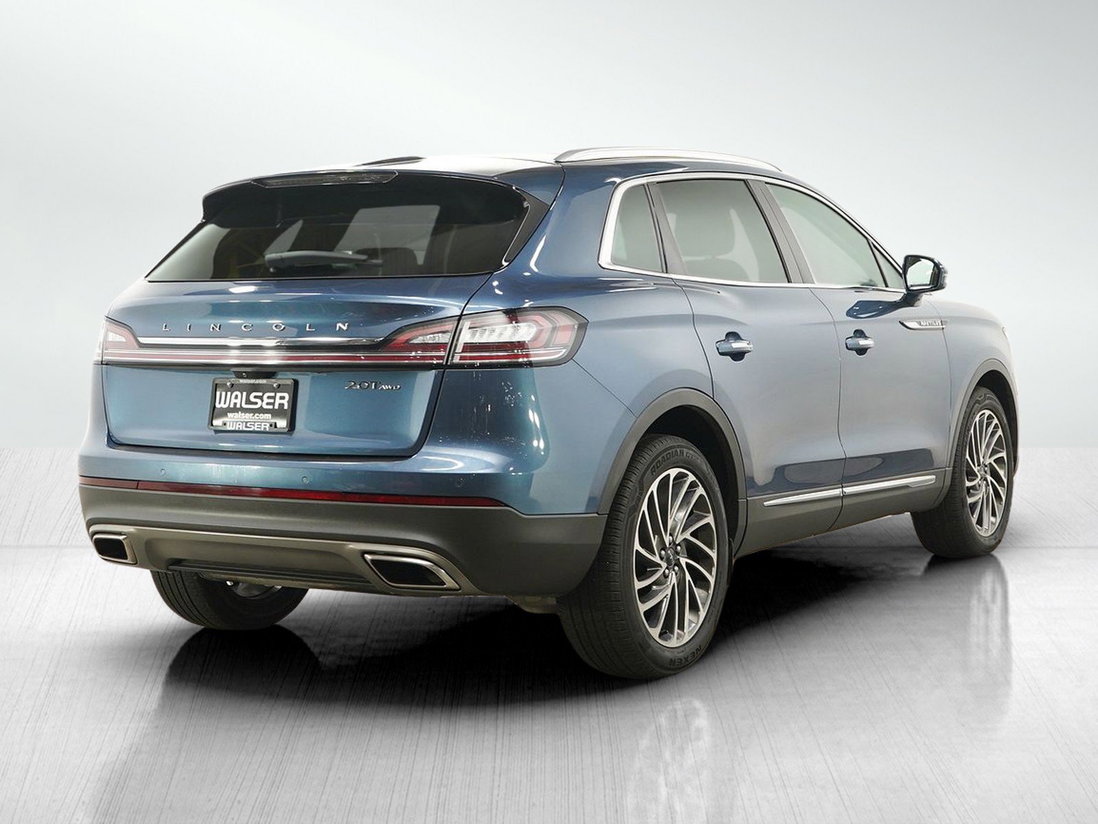 Used 2019 Lincoln Nautilus Reserve AWD/4WD image 5