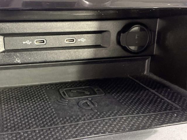 Used 2022 Volkswagen Tiguan SEL R-Line image 23