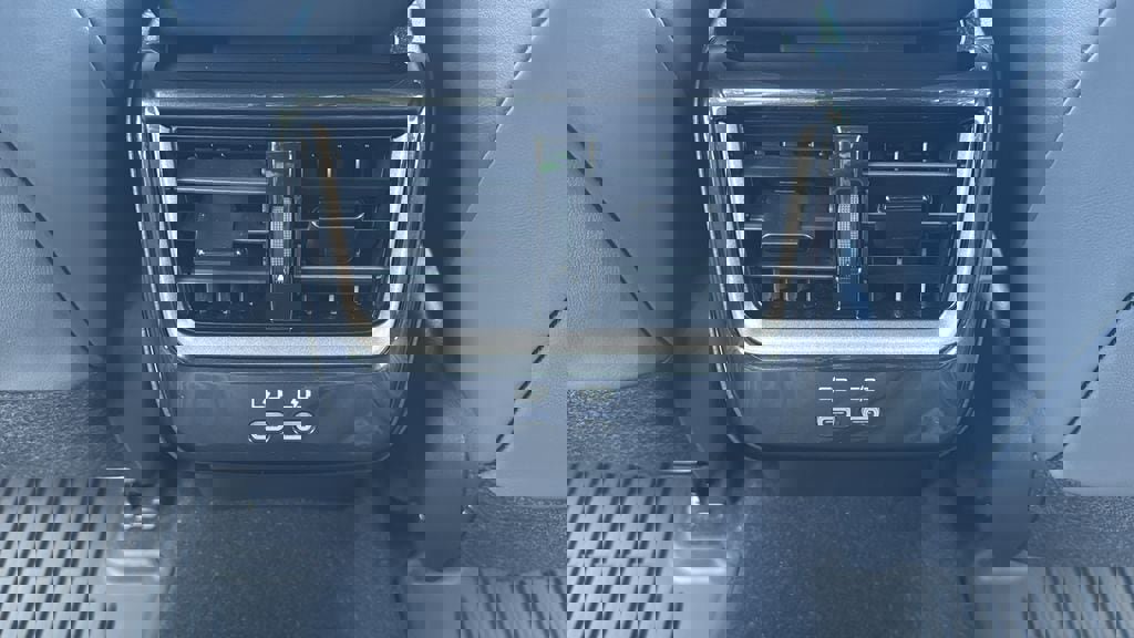 New 2026 Toyota Crown Platinum image 16