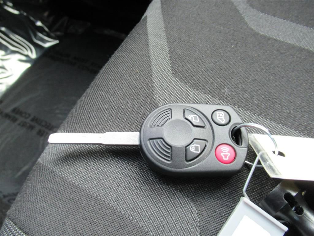 Used 2016 Ford Transit Connect XLT image 29