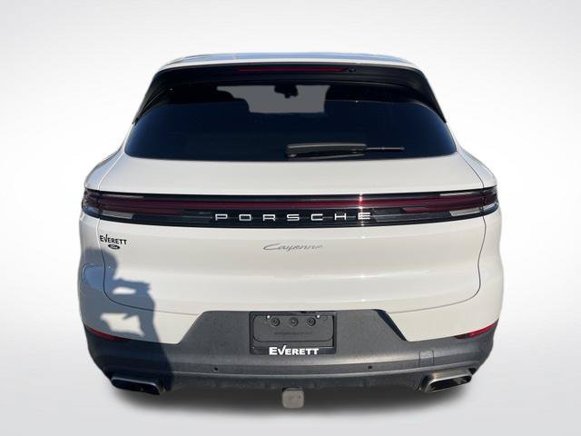 Used 2024 Porsche Cayenne AWD/4WD image 8