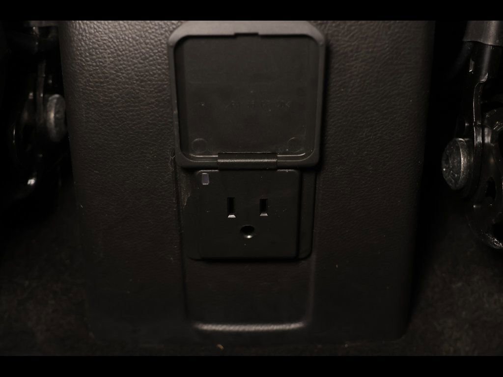 Used 2022 Chevrolet Trax LT w/ Driver Confidence Package image 27