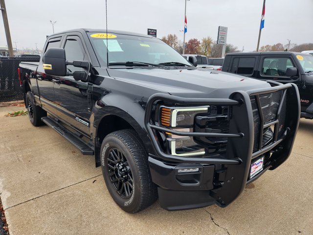 Used 2022 Ford F350 Lariat w/ Black Appearance Package image 1