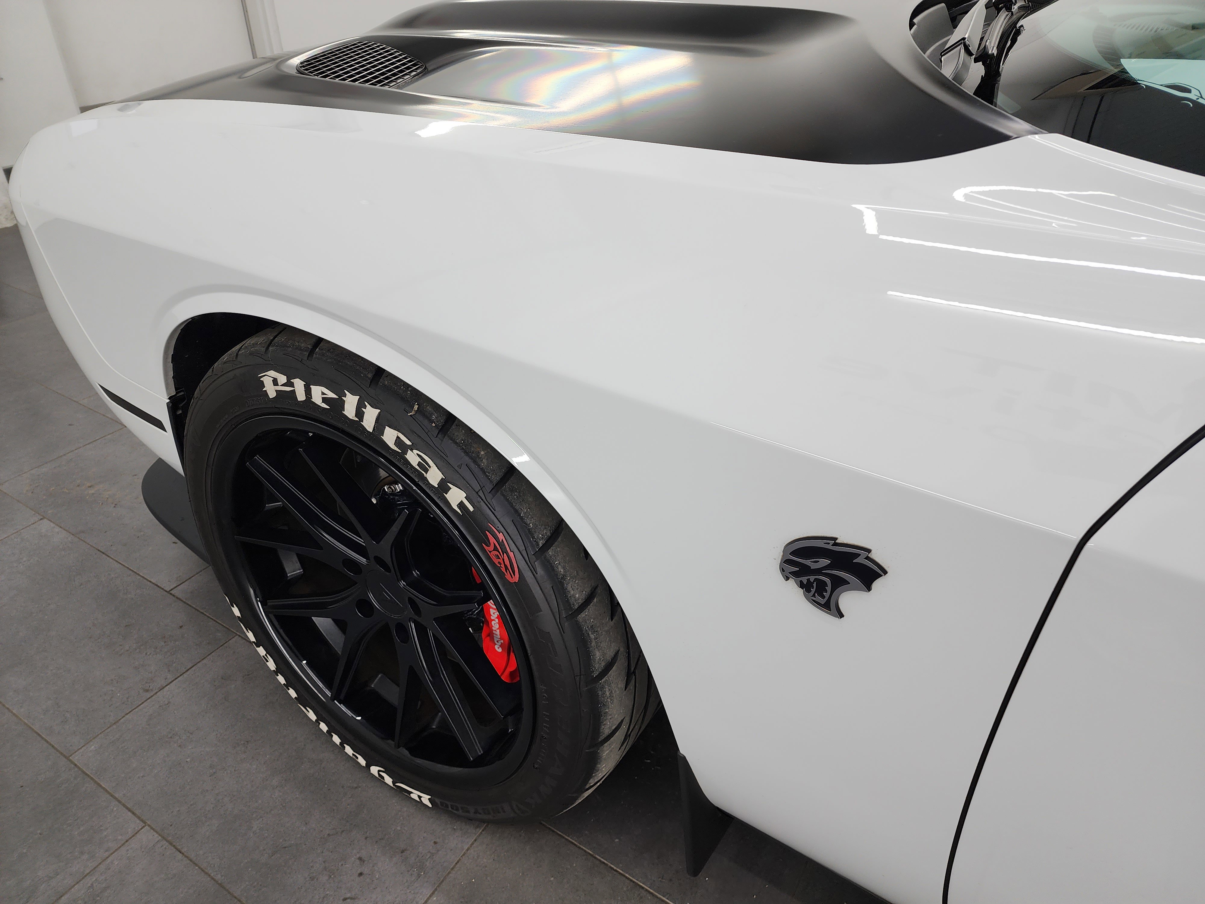 Used 2017 Dodge Challenger SRT Hellcat RWD image 32