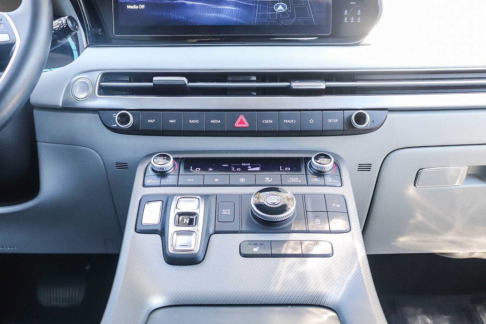 Used 2024 Hyundai Palisade SEL FWD image 14