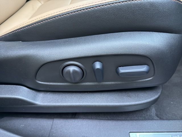 Used 2024 Chevrolet Equinox Premier AWD/4WD image 31