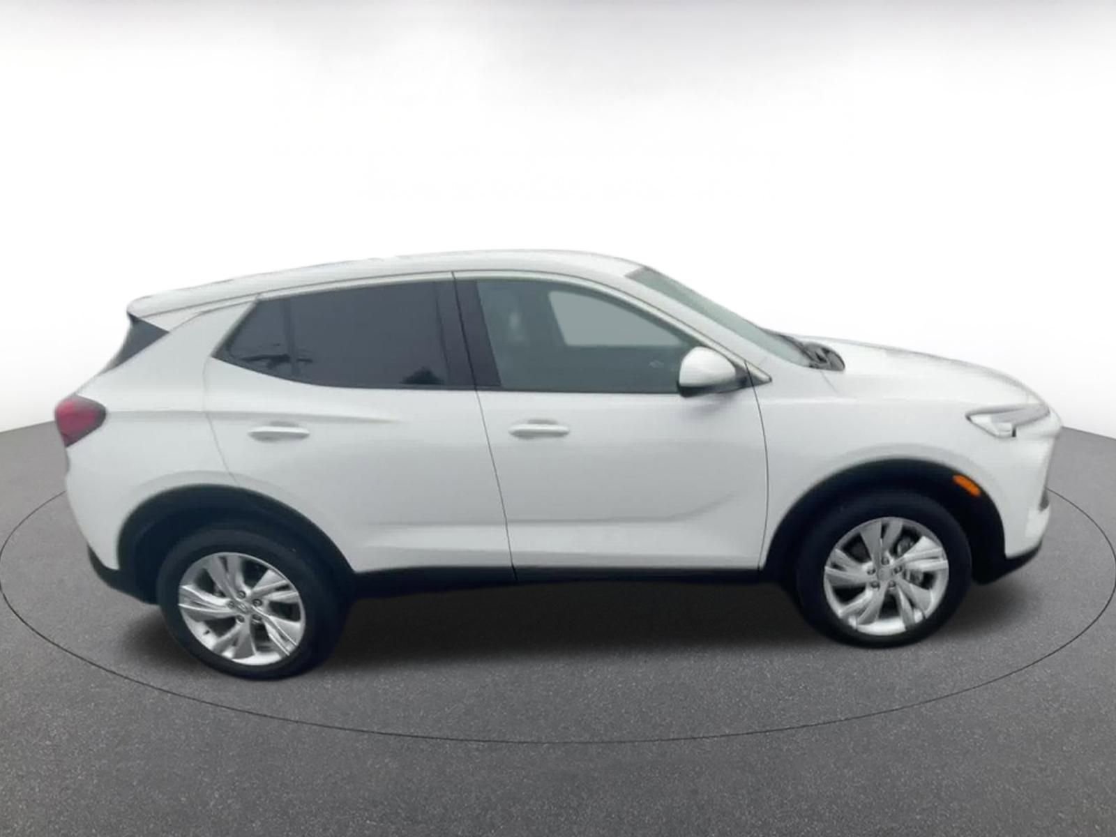 Used 2025 Buick Encore GX Preferred image 16