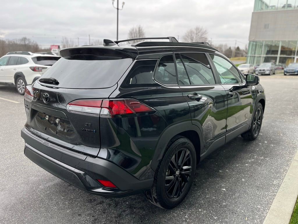 Used 2024 Toyota Corolla Cross AWD Hybrid image 3