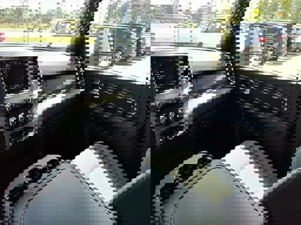 Used 2024 RAM 2500 Big Horn image 16