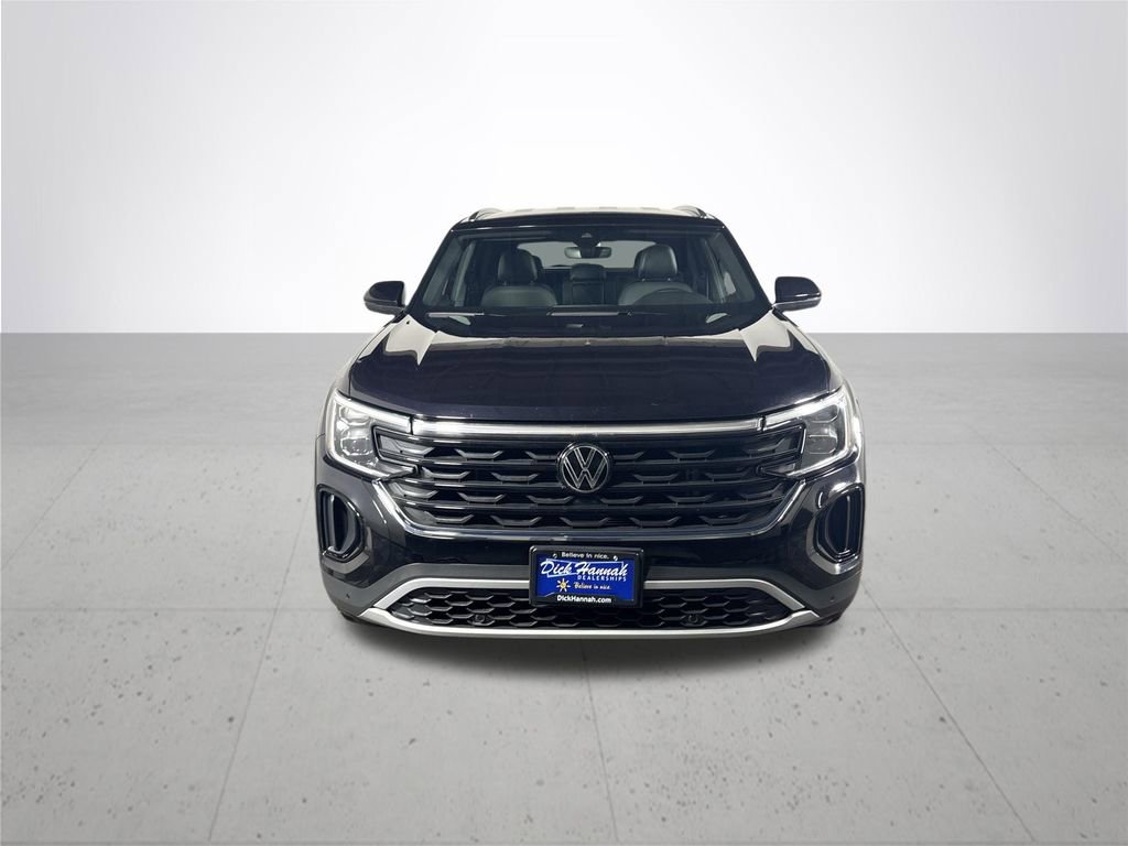 Certified 2024 Volkswagen Atlas Cross Sport SE image 3