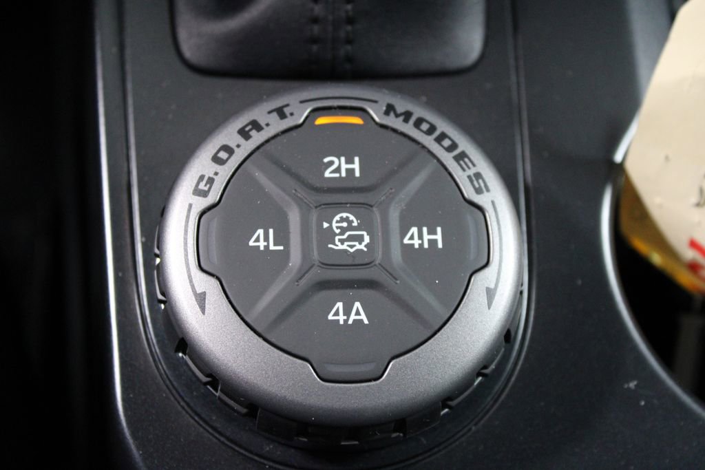 New 2025 Ford Bronco Big Bend w/ Black Diamond Package image 38