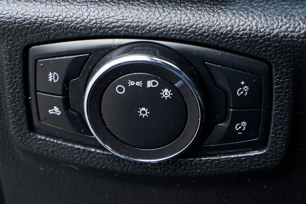 Used 2017 Ford F350 Lariat w/ Lariat Value Package image 20