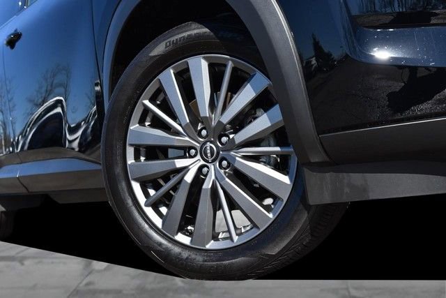 Certified 2025 Nissan Pathfinder SL w/ SL Premium Package image 3